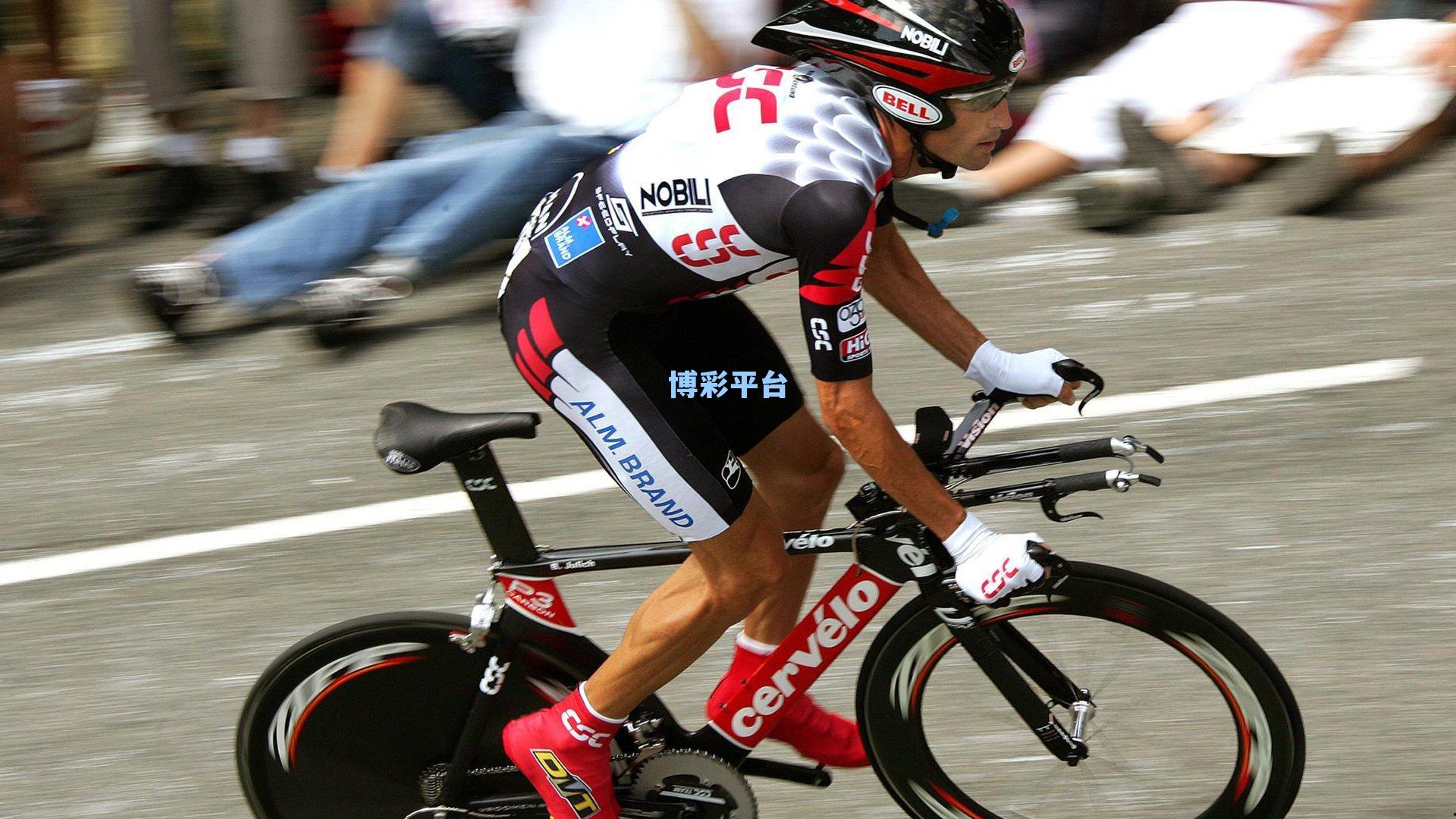 詹俊点评,锋线升级后曼联球迷看到希望 枪手问题不少需深度调整